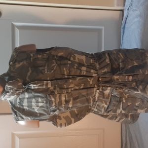 ASHLEY STEWART ARMY FATIGUE TOP, WITH FRONT ZIPPER, SIZE 14